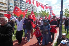Turkish voters gear up for key referendum