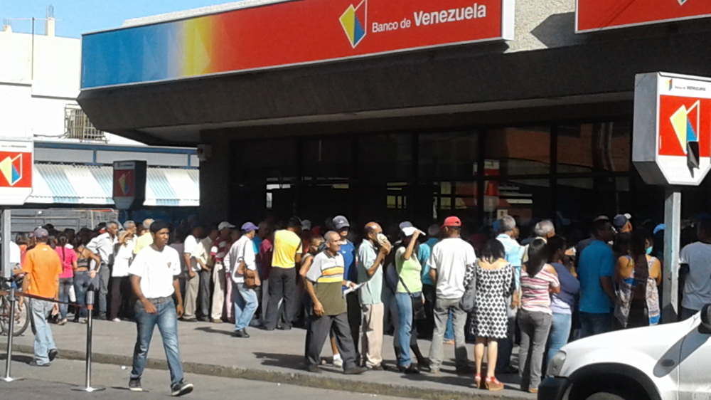 Venezuela's banks are running out of banknotes [Al Jazeera]