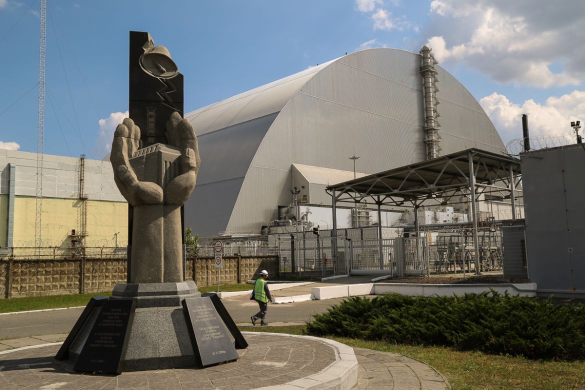 A steel and concrete “sarcophagus” was built around Chernobyl’s destroyed reactor months after the disaster to encase hundreds of tonnes of radioactive material. In 2016 the massive “New Safe Confinem