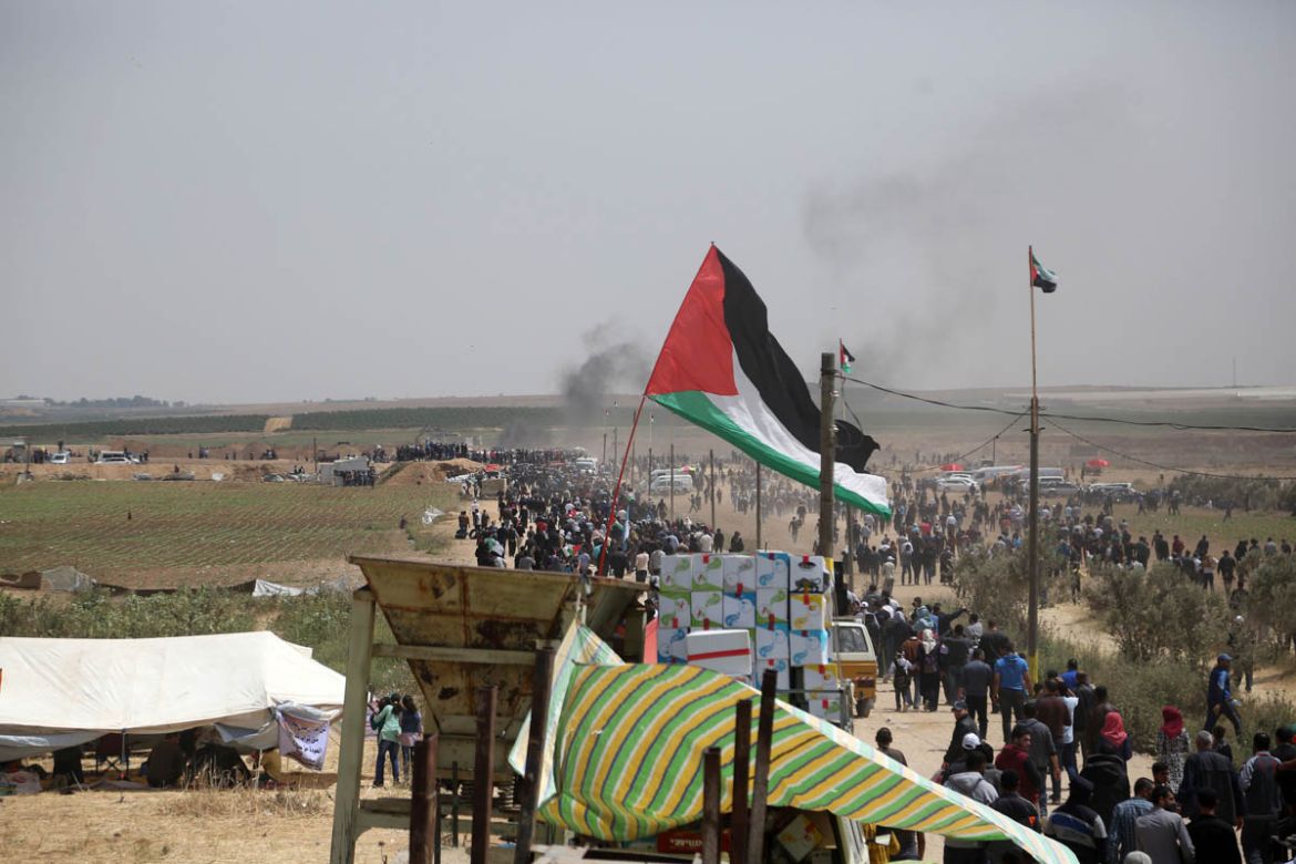 For the first weeks of the protests, Palestinians set up protest camps near the Gaza fence, which were removed mid-May, after Nakba day. Since then, every Friday, Palestinians walk by thousands to w
