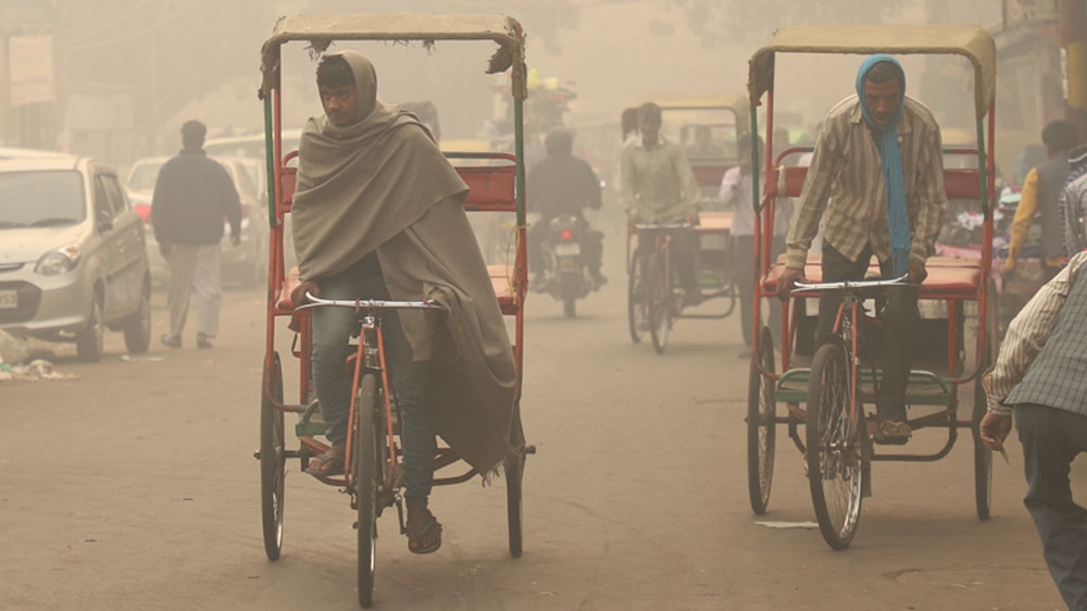 
The World Health Organization says India topped the list for child deaths linked to air pollution in 2016 [Nasir Kachroo/Al Jazeera]
