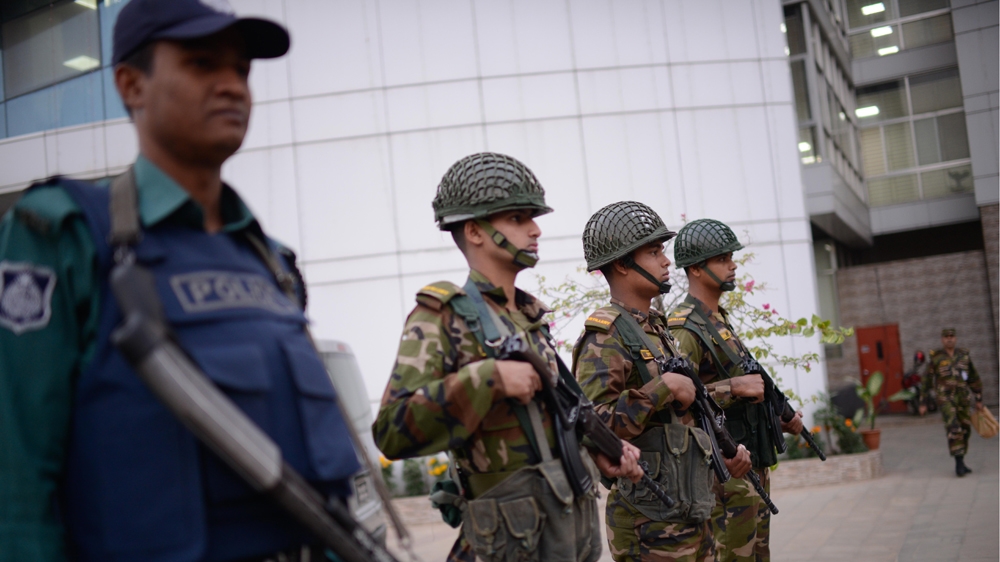 More than 600,000 security forces were deployed to prevent violence [Mahmud Hossain Opu/Al Jazeera]