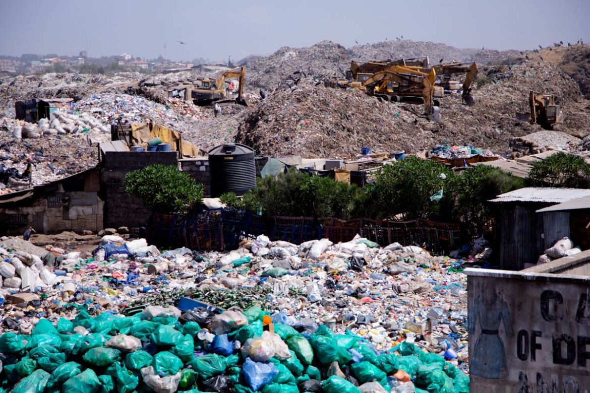 Dandora is Nairobi’s principle dumping site which, every day, receives more than 2,000 metric tonnes of waste from Kenya’s capital 4.5 million residents. The 30-acre land, located in the east of Nairo