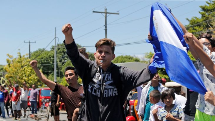 People cheers protesters, who were arrested for participating in protests against Nicaraguan president Daniel Ortega''s government, after being released from La Modelo Prison in Managua