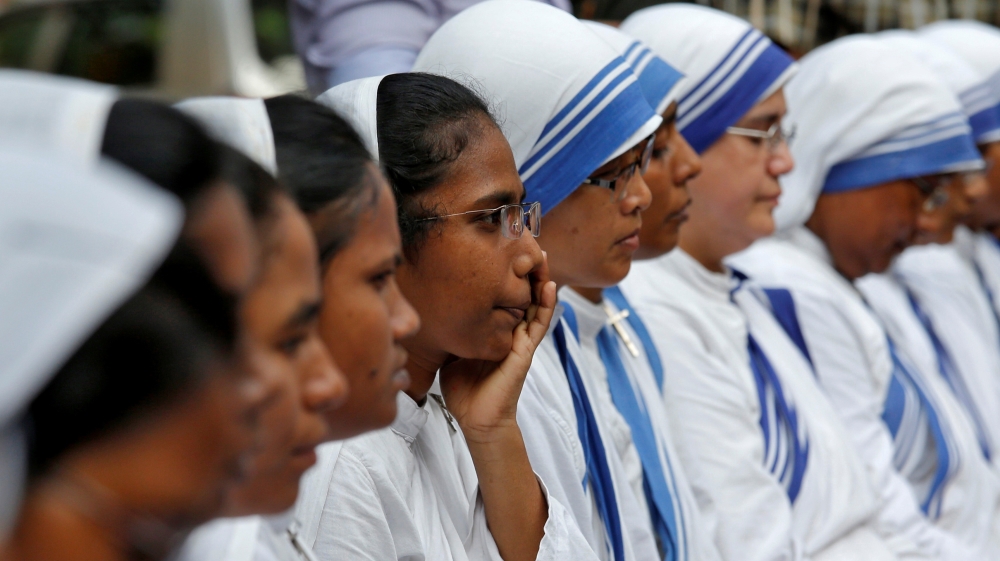 Nuns attend a prayer meeting to show solidarity with the victims of Sri Lanka's bomb blasts, outside a church in Kolkata, India [Rupak De Chowdhuri/Reuters]