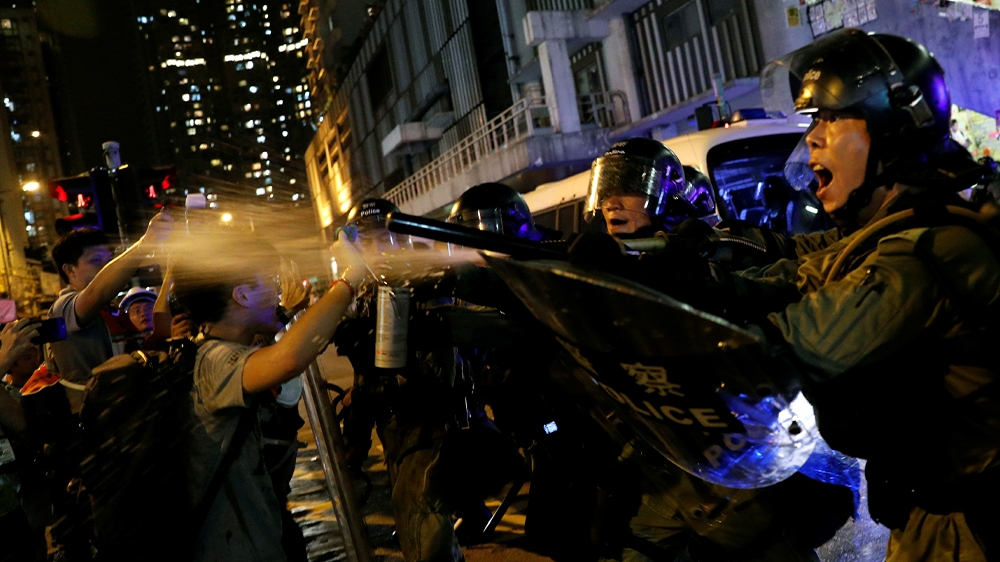 Hong Kong police tactics