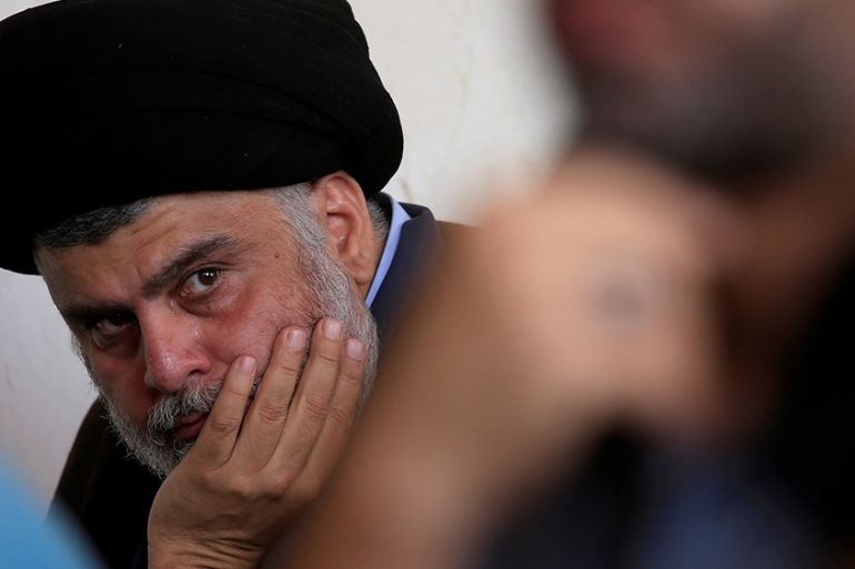 Iraqi Shi''ite cleric Muqtada al-Sadr attends Friday prayer at the Kufa mosque in Najaf, Iraq November 1, 2019. REUTERS/Alaa al-Marjani