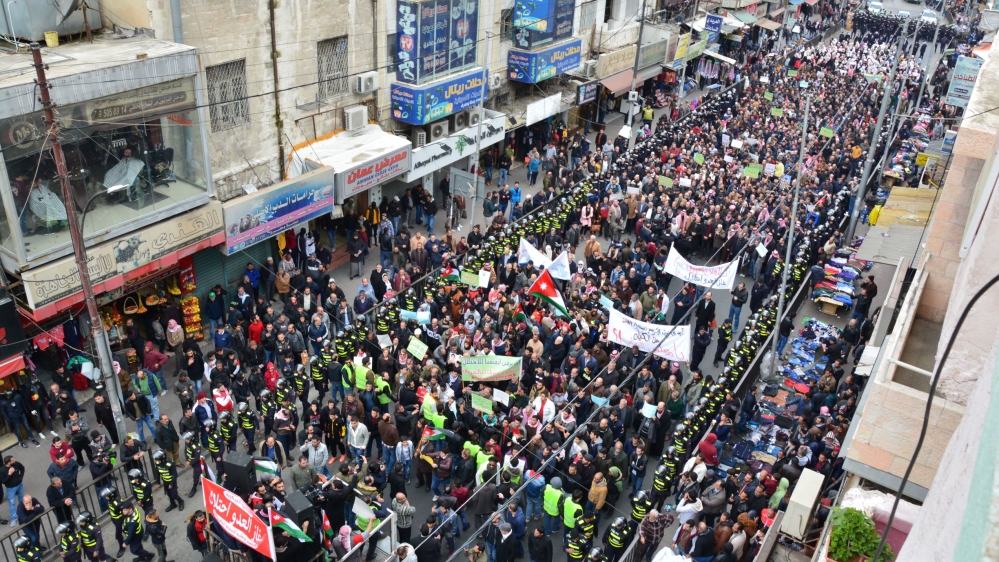 Amman protesters against occupation gas