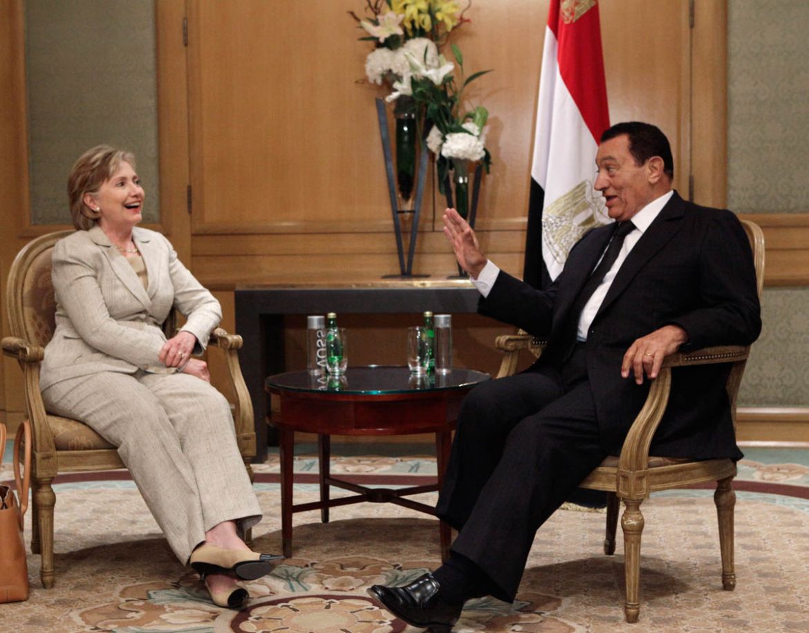 Secretary of State Hillary Rodham Clinton meets with Egyptian President Hosni Mubarak for talks on the Middle East peace process during his visit to Washington, Monday, Aug. 17, 2009. (AP Photo/J. Sco