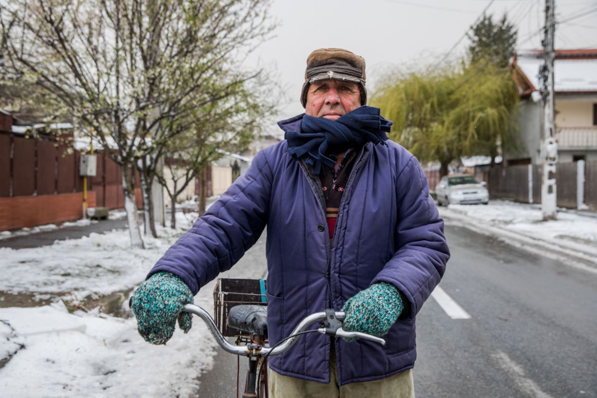 Vasile, 71 says his life was not affected by the crisis. A part of the Romanian population lacks the targeted information it needs to fully understand the gravity of the situation. Turnu Magurele, Mar