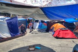 At the El Chaparral encampment in the Mexican town of Tijuana, just across the border from San Diego, California, some 2,000 migrants are trying to survive in abysmal conditions [Photo courtesy of Amali Tower]