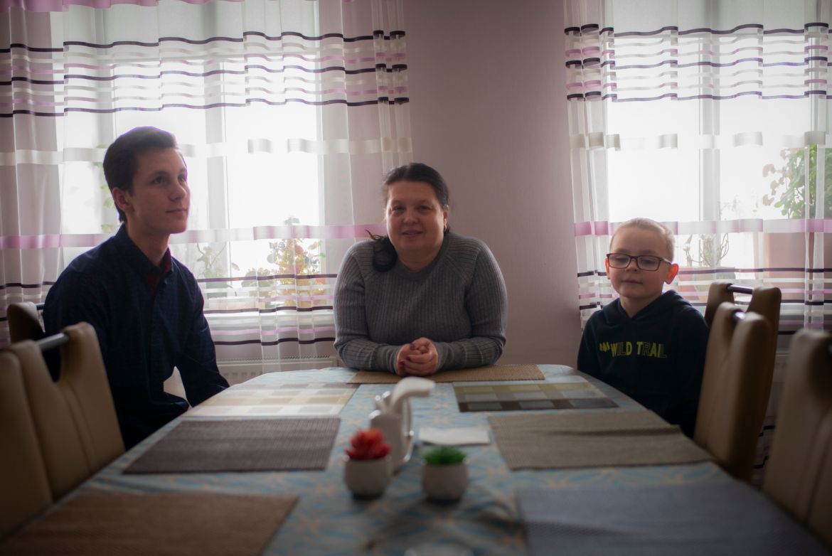 Svetlana, a mother of three, decided to adopt 5 children, and turned her house into a children's home.