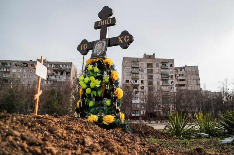 Graves of civilians