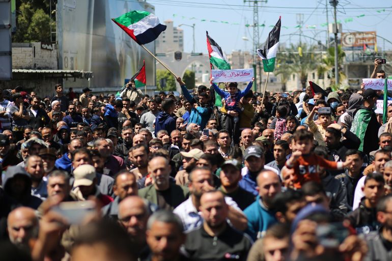 Palestinians in Gaza protest Israeli violations against Al-Aqsa mosque