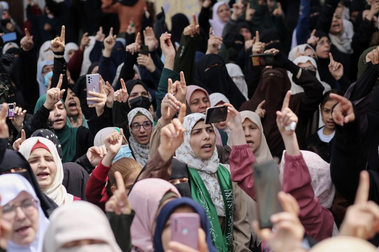 Palestinian women took part in Friday mass rally to protest Israeli raids at Al-Aqsa mosque 
