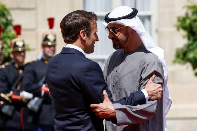 French President Emmanuel Macron welcomes UAE President Sheikh Mohammed bin Zayed al-Nahyan