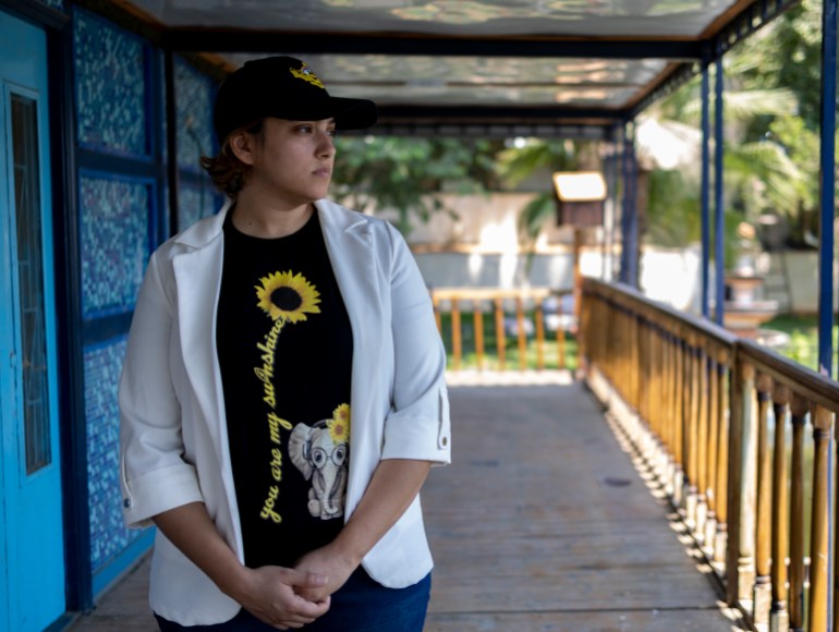 Manar Magdy refuses to leave her houseboat, along with the four children she takes care of including her own son, as she’s adamant to challenge the government’s eviction order. Image captured by Toka Omar.