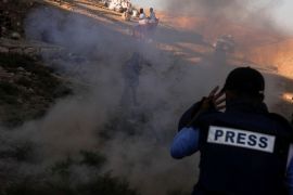 Tear gas journalists