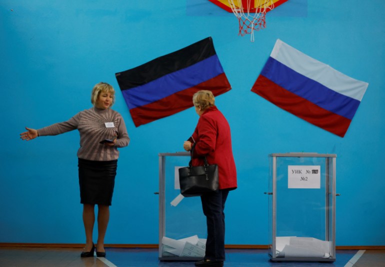 Voting in Ukraine. 