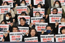 South Koreans protest governments proposal to resolve forced labour issue