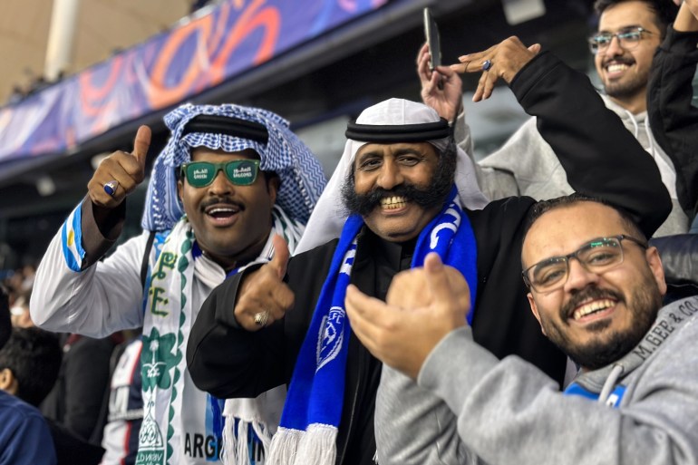 Fans Al Nassr-Al Hilal vs PSG