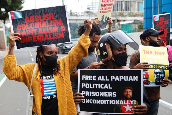 Demonstrators outside the United Nations building in Jakarta, Indonesia