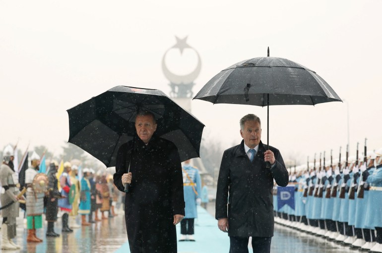 Turkey's President Tayyip Erdogan and Finland's President Sauli Niinisto 