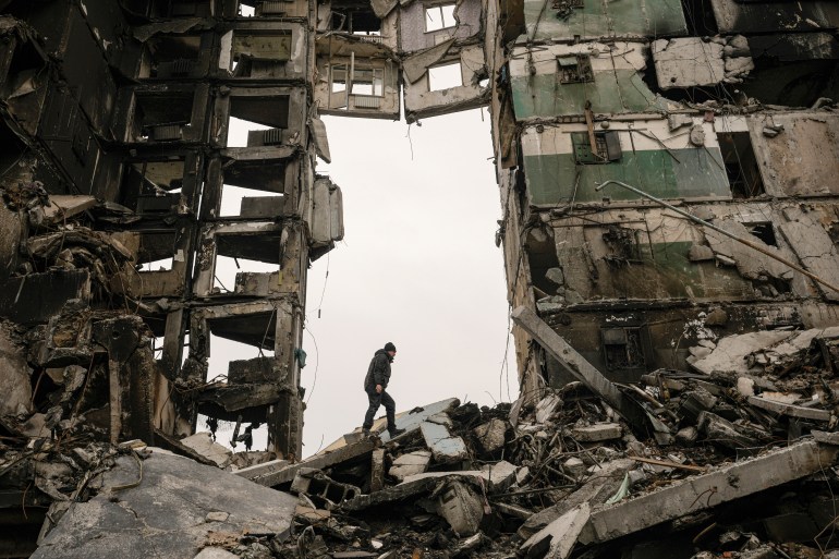 apartment building destroyed during fighting between Ukrainian and Russian forces