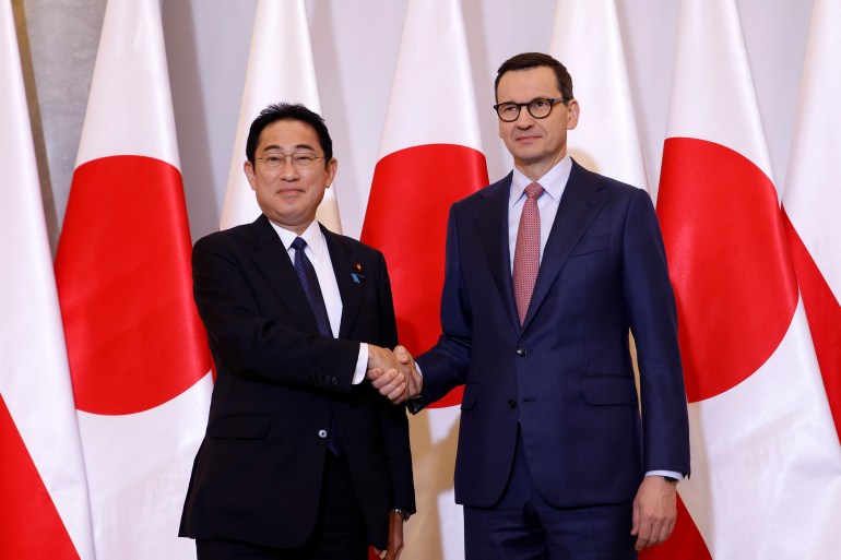 Polish Prime Minister Mateusz Morawiecki and Japanese Prime Minister Fumio Kishida
