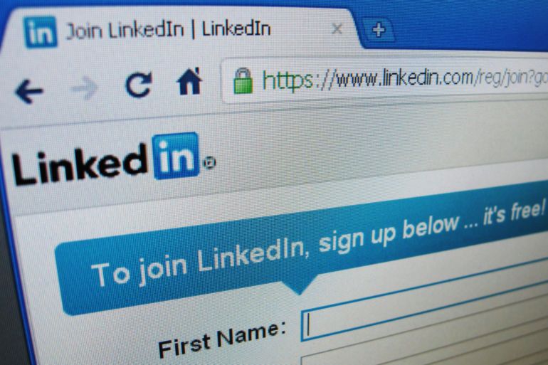 Linkedin sign-up page on a computer screen.