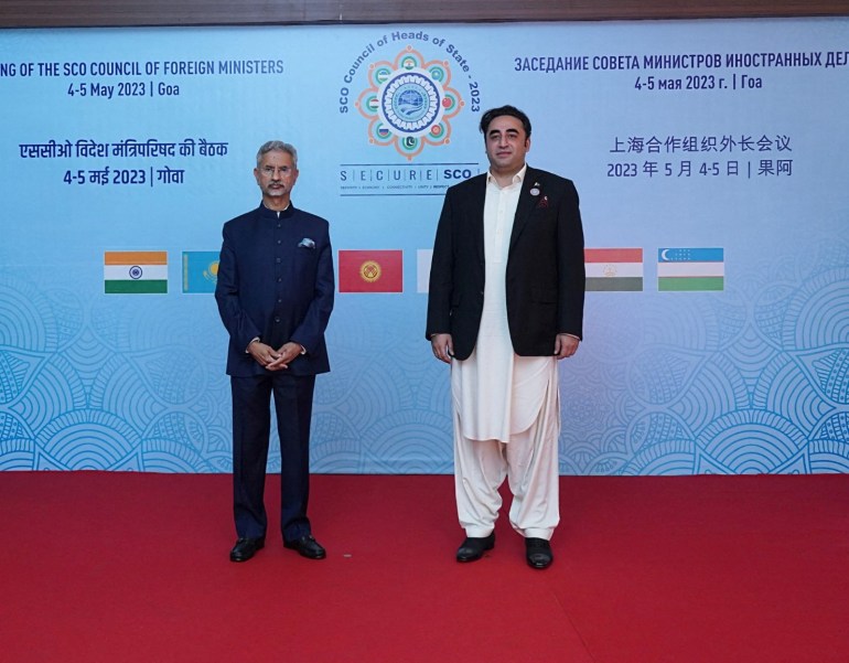 India's Foreign Minister Subrahmanyam Jaishankar and his Pakistani counterpart Bilawal Bhutto Zardari pose for a photograph