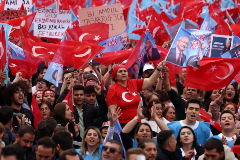Supporters of Kemal Kilicdaroglu, presidential candidate of Turkey's main opposition alliance, attend a rally ahead of the May 14 presidential and parliamentary elections, in Ankara, Turkey May 12, 2023. 
