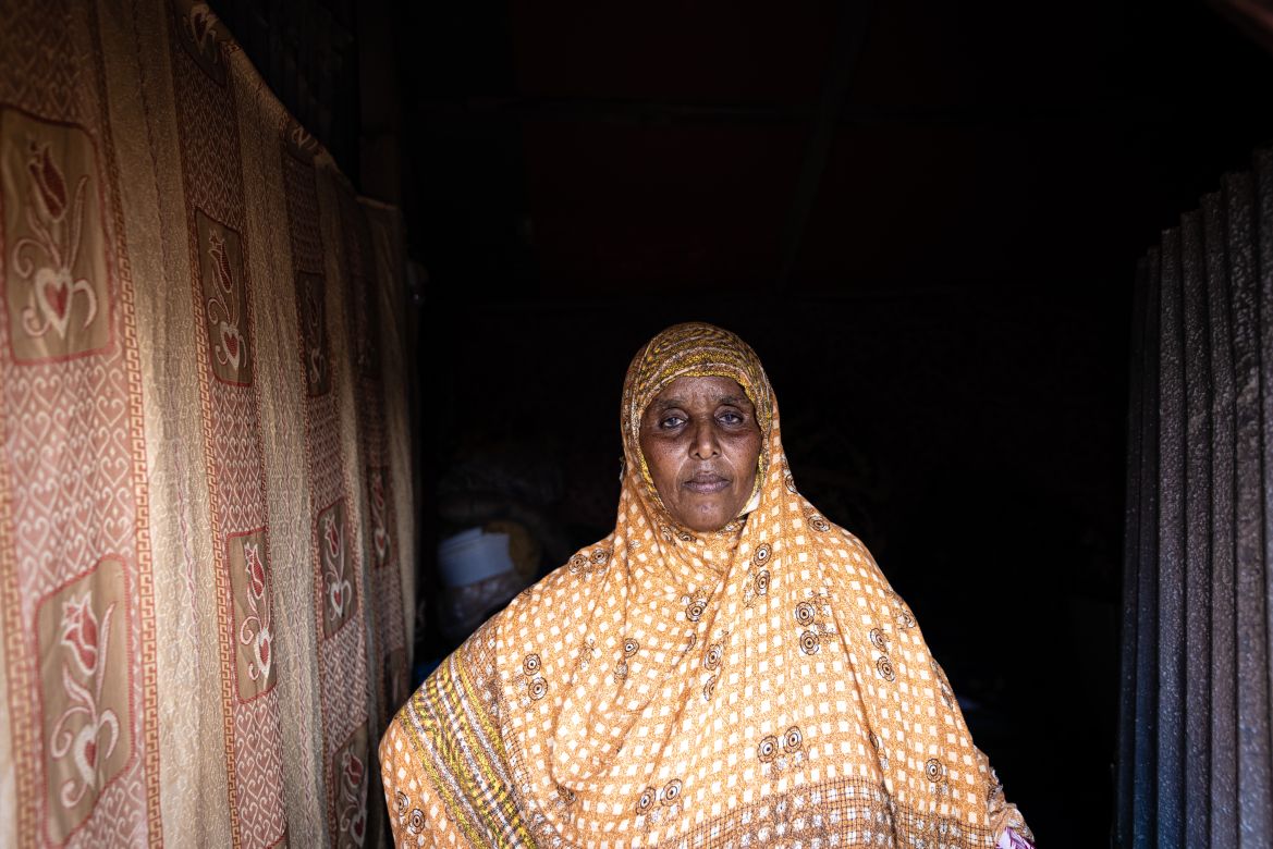 Hawa Yassin Wersamele is the camp leader in Tawakal camp. She has been displaced for the past 15 years, after Somalia’s brutal conflict forced her to flee her native village on the outskirts of the capital Mogadishu.