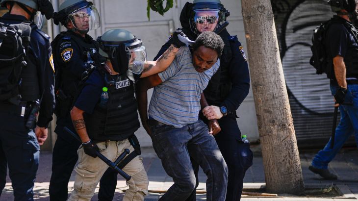Eritrean protesters clash with Israeli riot police in Tel Aviv