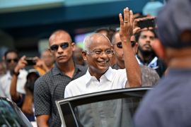 Maldives&#39;s President Ibrahim Mohamed Solih greets the crowd after casting his vote in Male, Maldives, Saturday, September 30, 2023 [Mohamed Sharuhaan/ AP]