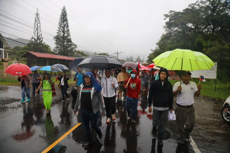 Indigenous Peoples March in Panama to protest the mine contract