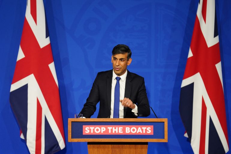 Britain's Prime Minister Rishi Sunak hosts a press conference inside the Downing Street Briefing Room, in central London, on December 7, 2023 [James Manning / POOL / AFP]
