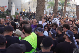Protesters gather at the first antiwar protest in Israel since October 7 [Alasdair Brenard/Al Jazeera]