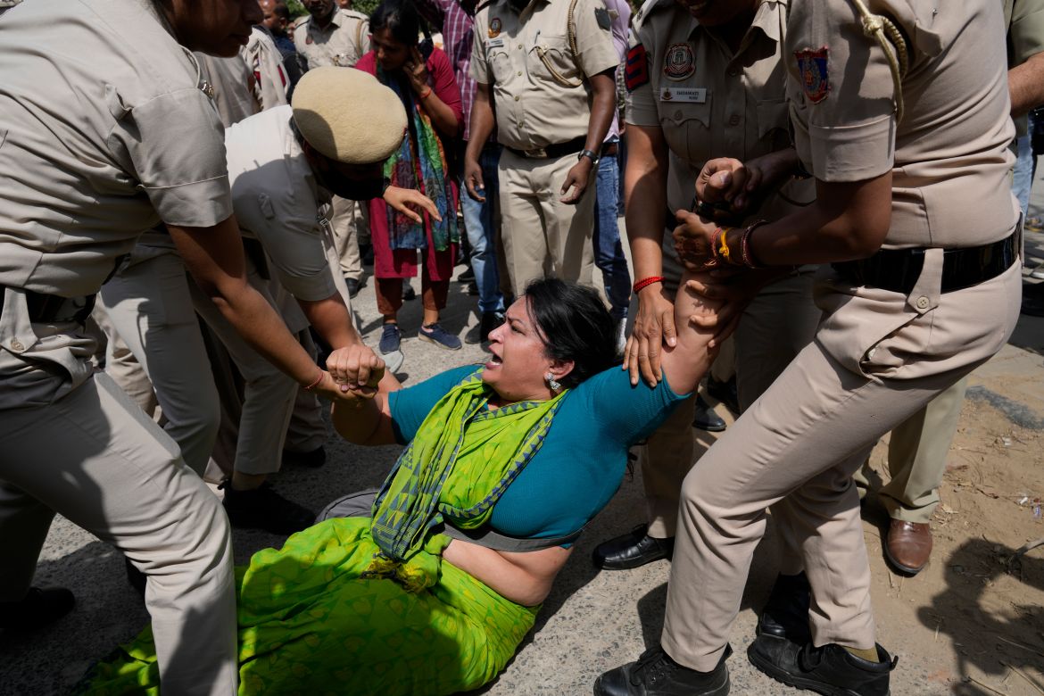 Indian police detain opposition protesters in New Delhi