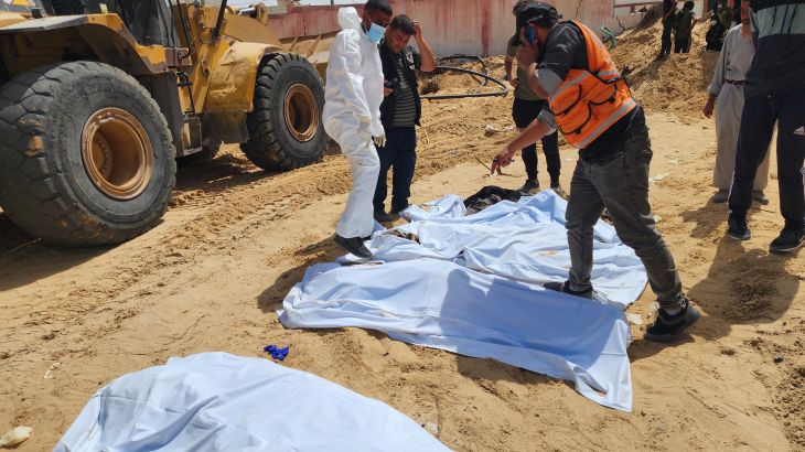 KHAN YOUNIS, GAZA - APRIL 24: (EDITORS NOTE: Image depicts death) Civil Defense teams uncover 51 more bodies on Wednesday from a mass grave at Nasser Hospital in Khan Younis city in the southern Gaza Strip on April 24, 2024. At least 334 bodies found in mass grave at Nasser Hospital in Khan Younis, according to Palestinian officials. “Some 30 victims have been identified, while efforts are still underway to identify the others,” Ismail al-Thawabta, the director-general of Gaza’s government media office, told Anadolu. The bodies were discovered after the Israeli army withdrew from Khan Younis on April 7 following a 4-month ground offensive in the city. ( Hani Alshaer - Anadolu Agency )