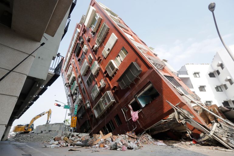 A building in Hualien city teetering precariously on Thursday morning